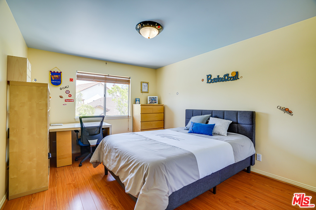 11662 Sheffield Way Porter Ranch, CA 91326 - Photo 35 of 54 Gallery Image 35