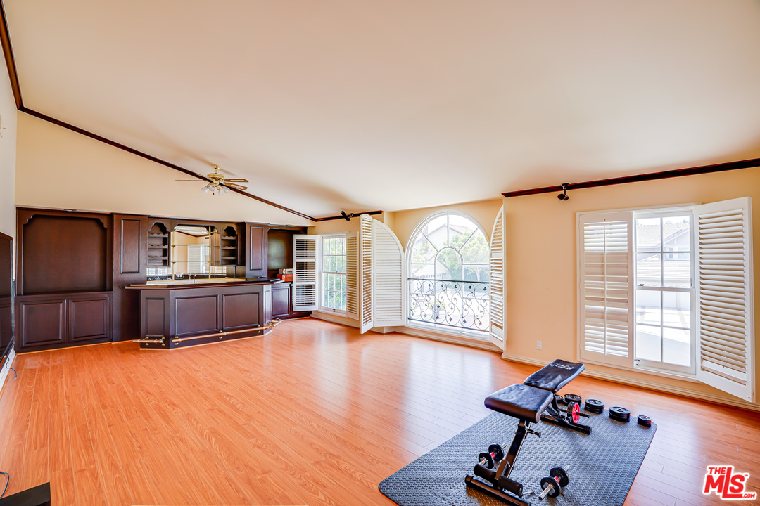 11662 Sheffield Way Porter Ranch, CA 91326 - Photo 38 of 54 Gallery Image 38