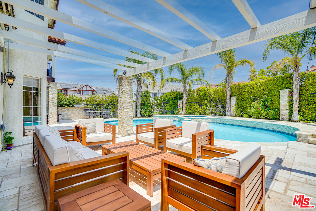 11662 Sheffield Way Porter Ranch, CA 91326 - Photo 46 of 54 Gallery Image 46