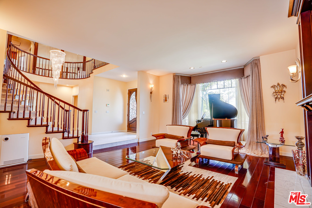 11662 Sheffield Way Porter Ranch, CA 91326 - Photo 9 of 54 Gallery Image 9