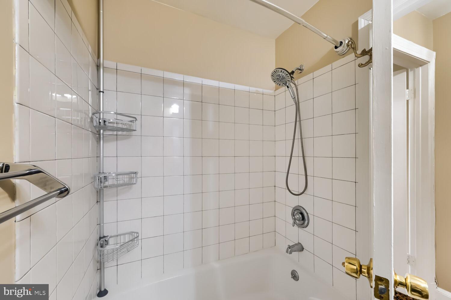 11 West Biddle Street, Unit 11B Baltimore, MD 21201 - Photo 16 of 17