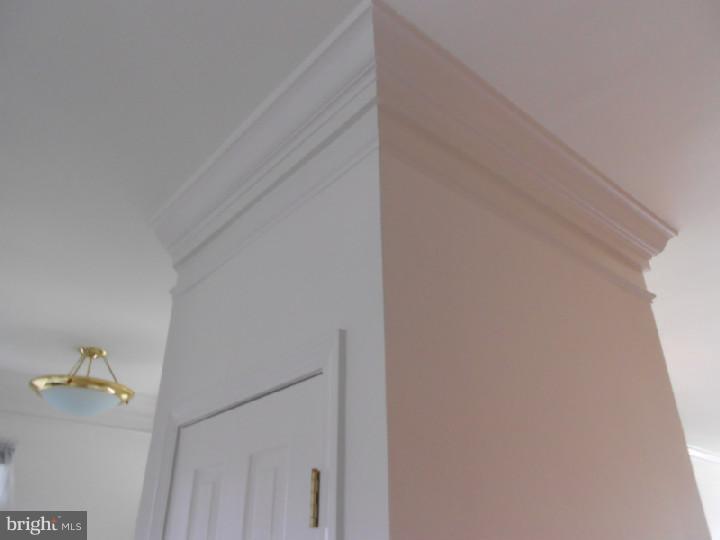 35 Foster Road Pennington, NJ 08534 - Photo 17 of 24 Gallery Image 17