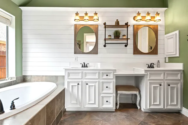 $497,500 | 2643 Imperial Grove Lane, Conroe, TX 77385