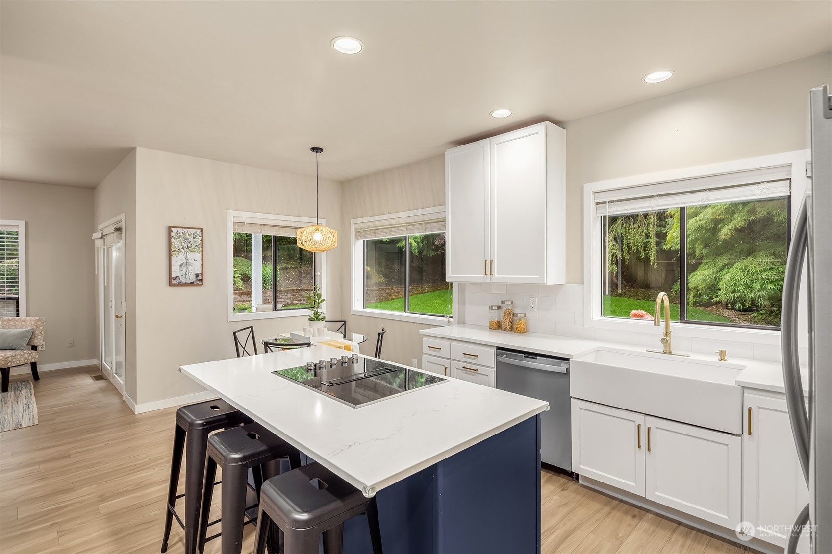 7600 173rd Street Southwest Edmonds, WA 98026 - Photo 13 of 36 Gallery Image 13