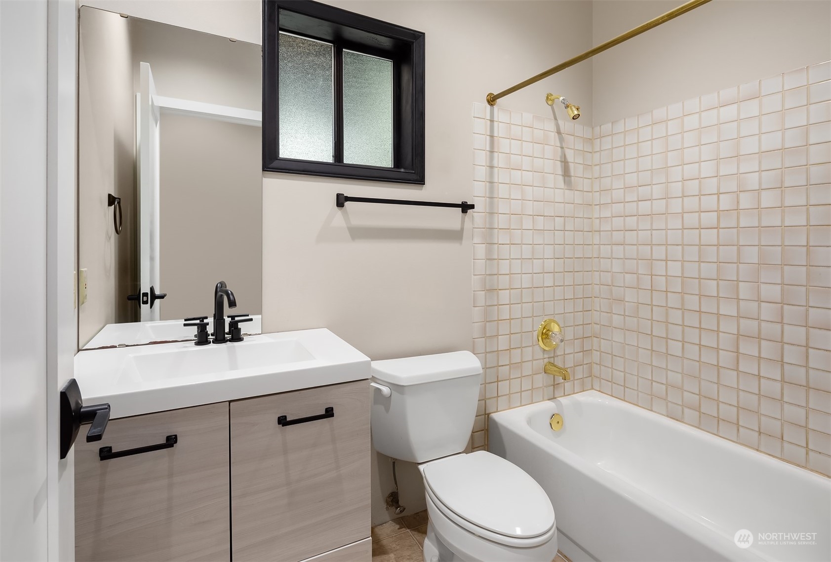 7600 173rd Street Southwest Edmonds, WA 98026 - Photo 29 of 36 Gallery Image 29