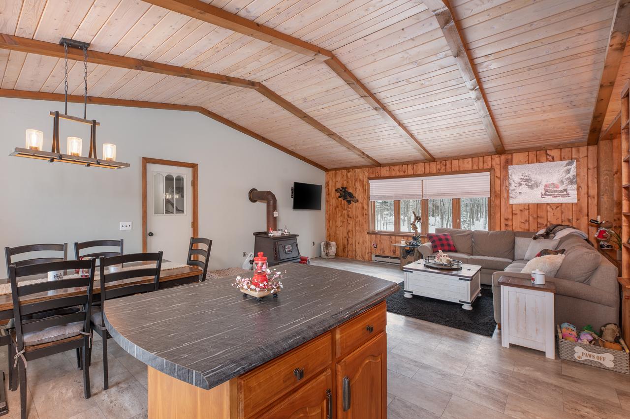 2918 Green Bass Road Rhinelander, WI 54501 - Photo 11 of 43 Gallery Image 11
