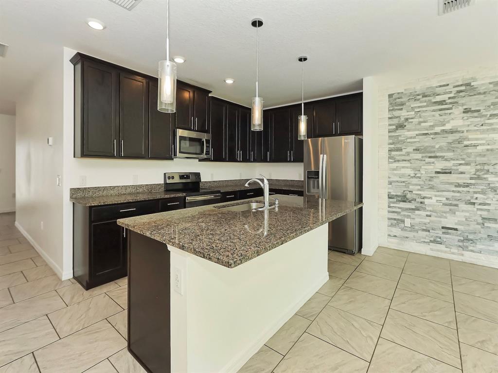 2919 Parkfield Road St. Cloud, FL 34772 - Photo 8 of 39