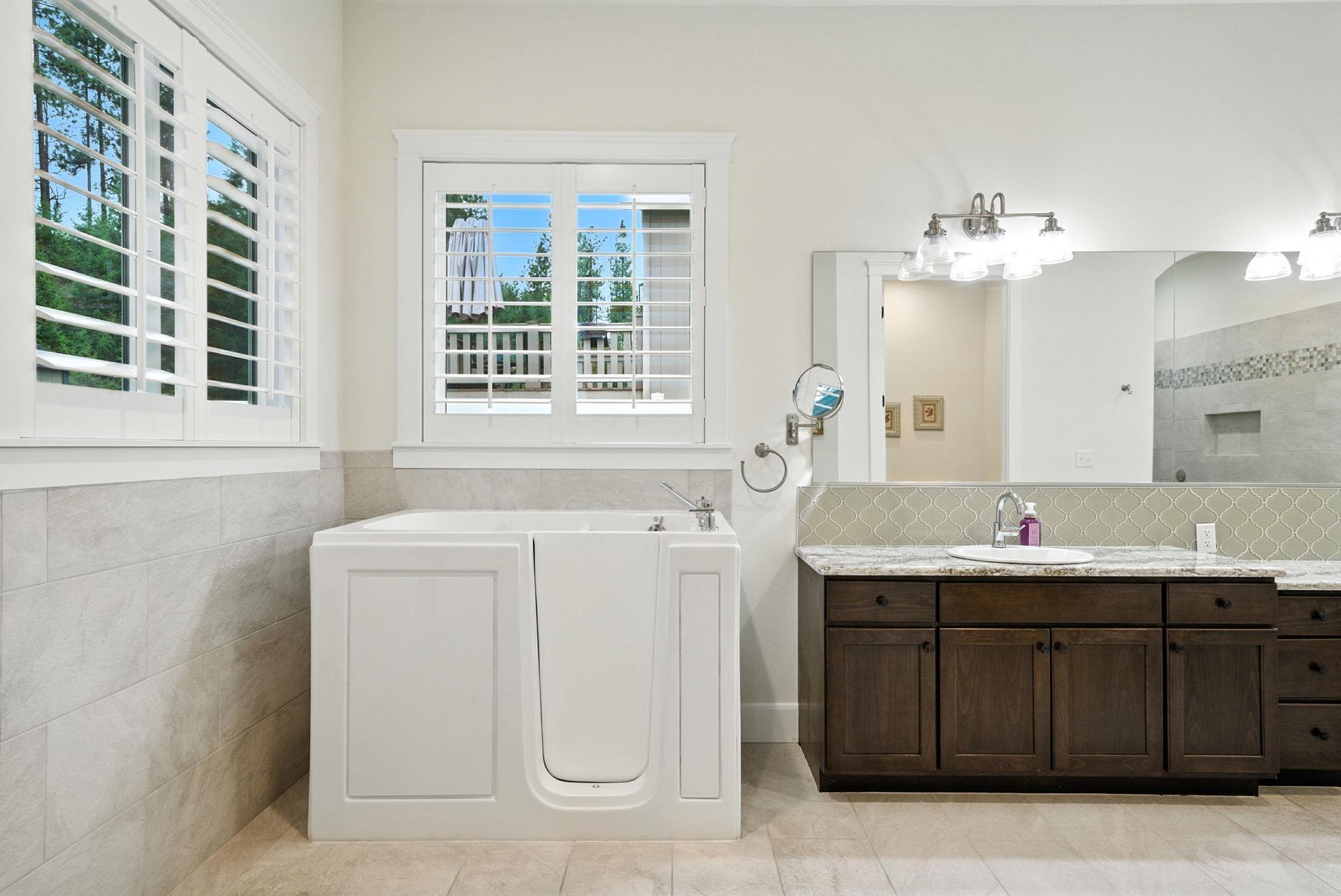 6003 Ruby Way Nine Mile Falls, WA 99026 - Photo 26 of 45