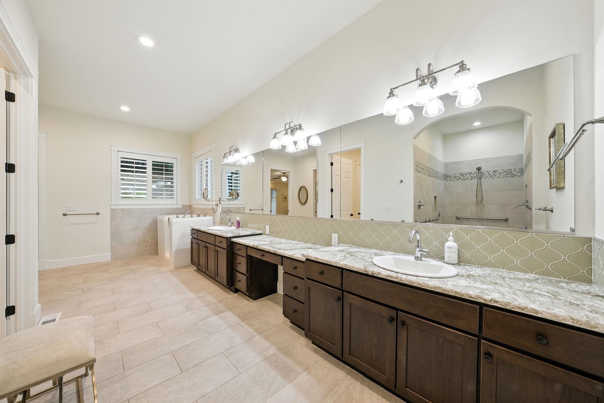 6003 Ruby Way Nine Mile Falls, WA 99026 - Photo 28 of 45