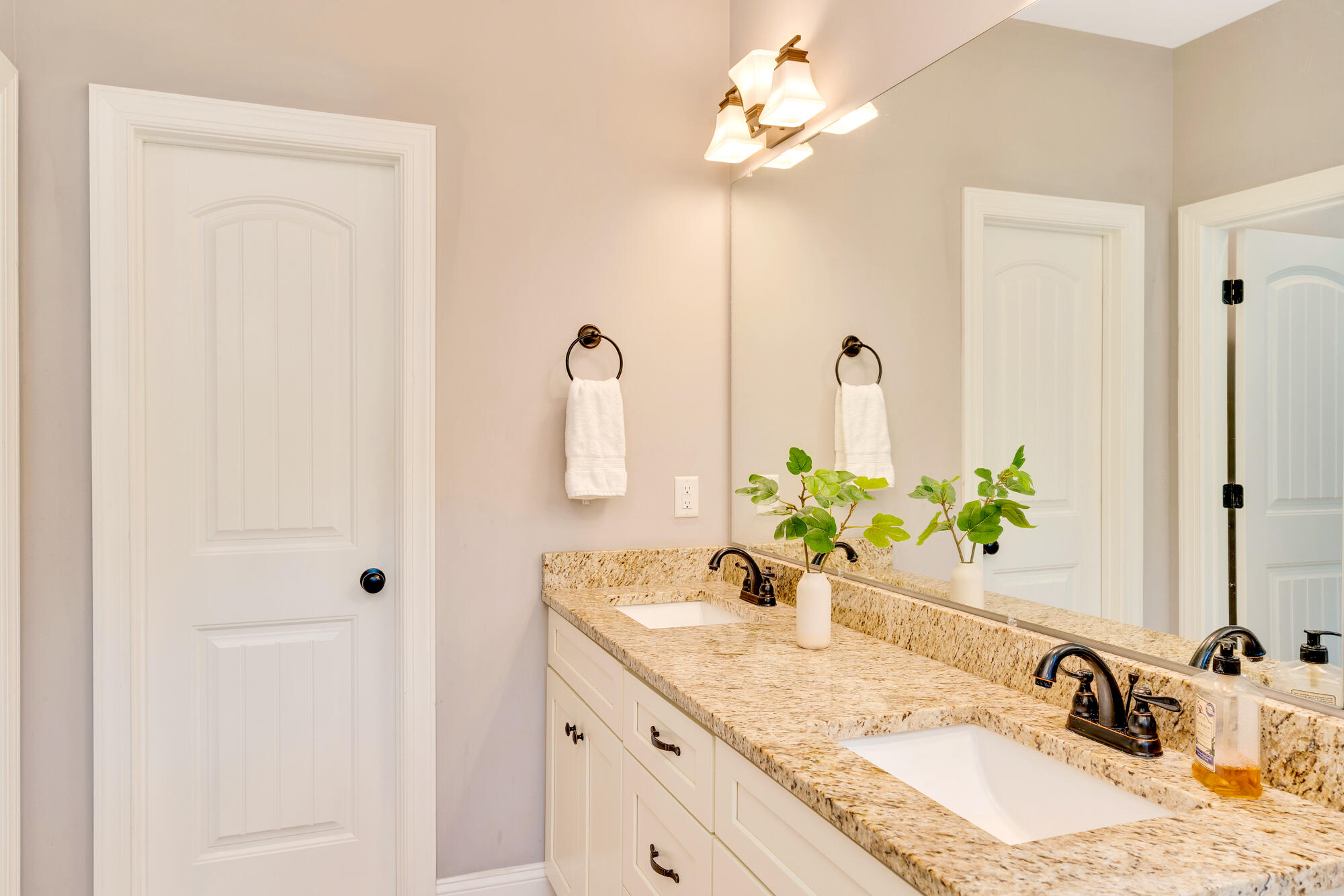 53 Ginger Lake Drive Rock Spring, GA 30739 - Photo 16 of 40 53 Ginger Lake Dr - MLS-Photos-31