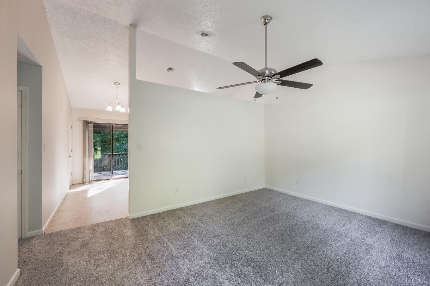 2056 Overbrook Road Lynchburg, VA 24501 - Photo 5 of 38 Gallery Image 5