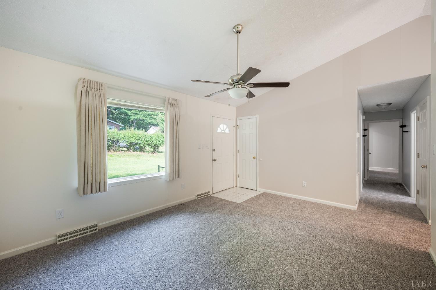 2056 Overbrook Road Lynchburg, VA 24501 - Photo 6 of 38 Gallery Image 6