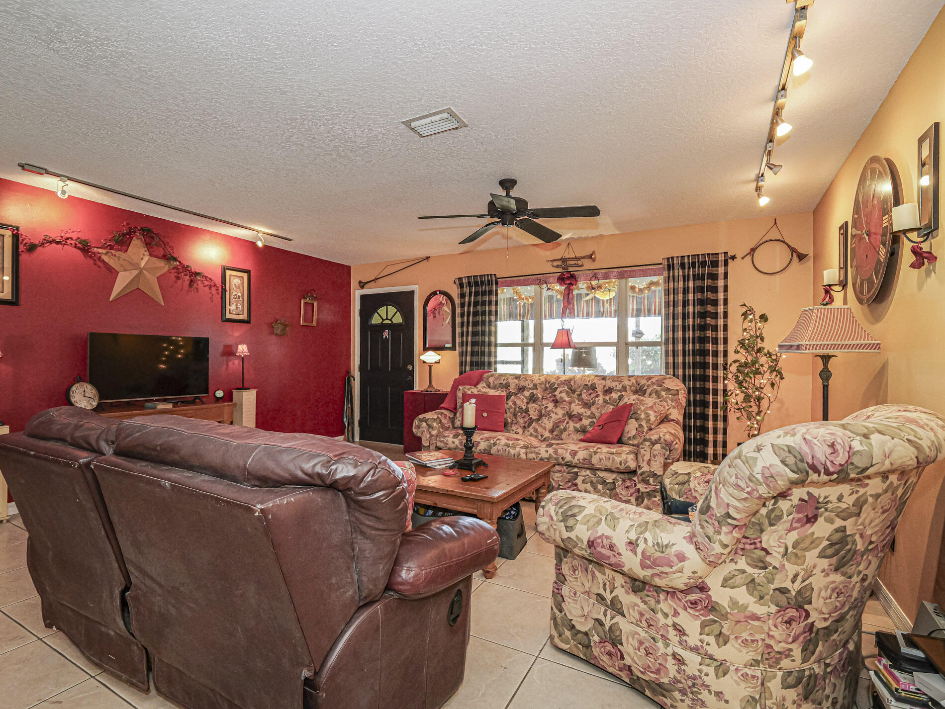 832 Roseland Road Sebastian, FL 32958 - Photo 7 of 23 8