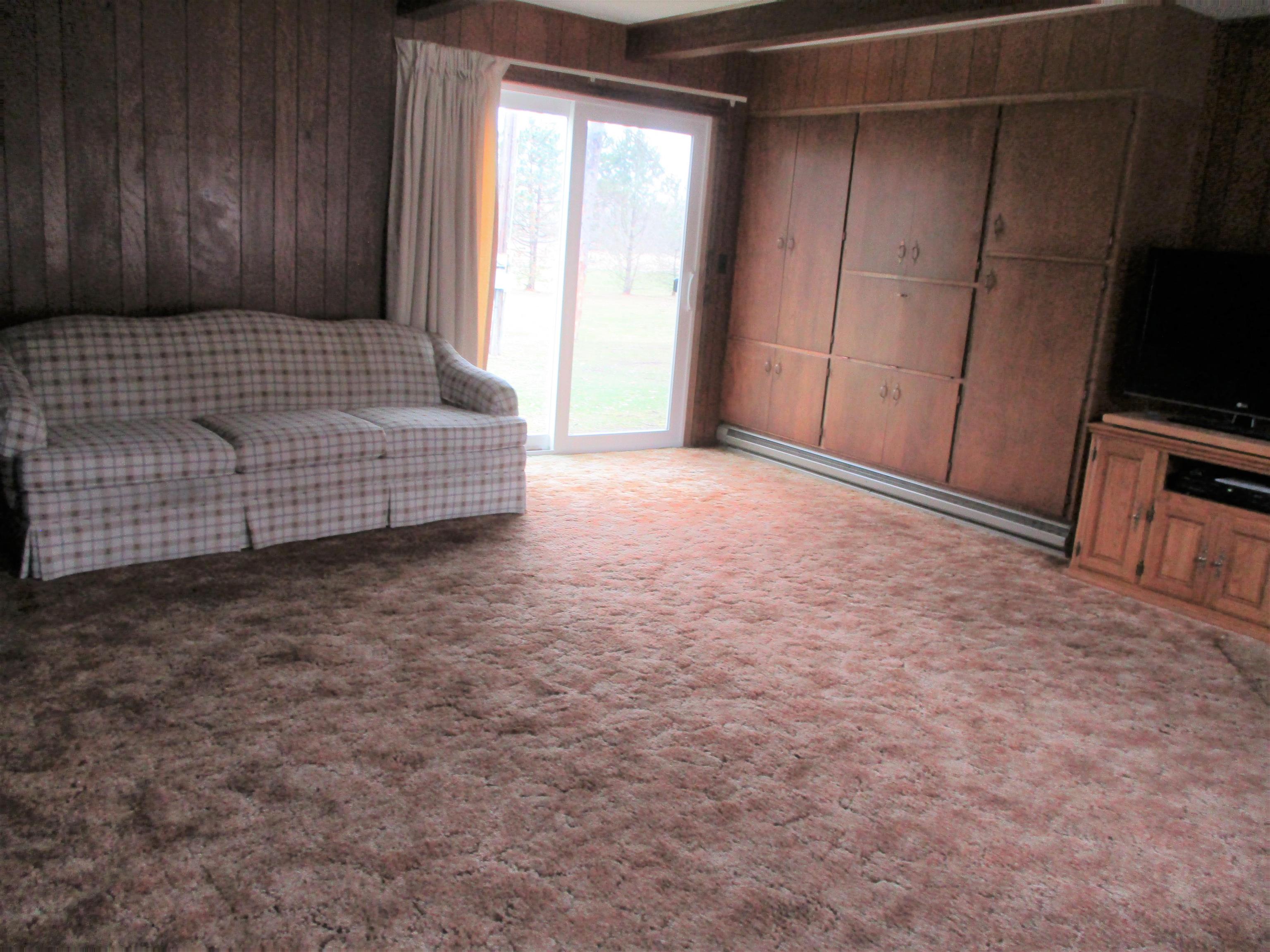 11191 Lansing Road Durand, MI 48429 - Photo 21 of 51 50104972-20.JPG