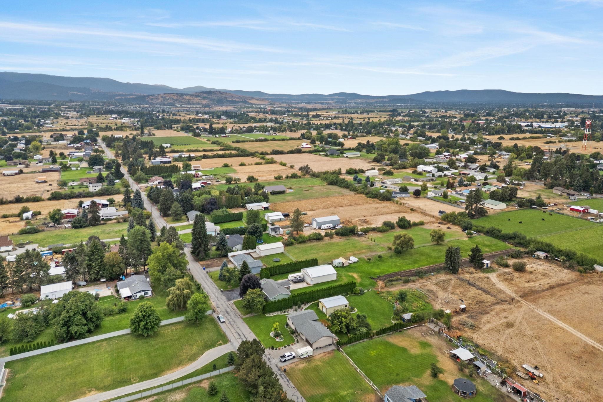 5605 North Drury Road Otis Orchards, WA 99027 - Photo 16 of 46