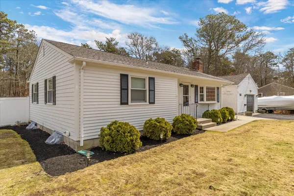 $639,000 | 80 Coolidge Road, West Yarmouth, MA 02673