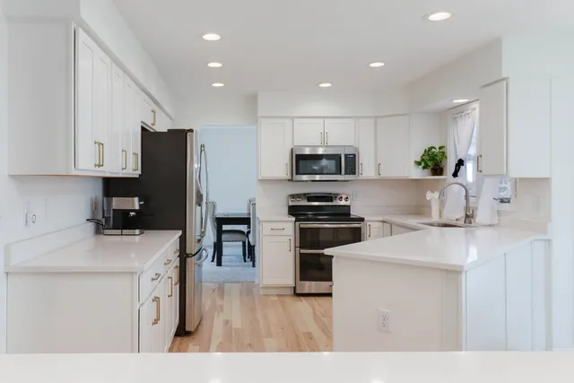 $425,000 | 1308 East Ironwood Drive, Normal, IL 61761