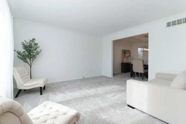 $425,000 | 1308 East Ironwood Drive, Normal, IL 61761