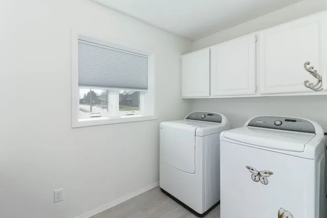 $425,000 | 1308 East Ironwood Drive, Normal, IL 61761