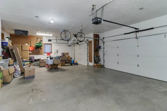 $425,000 | 1308 East Ironwood Drive, Normal, IL 61761