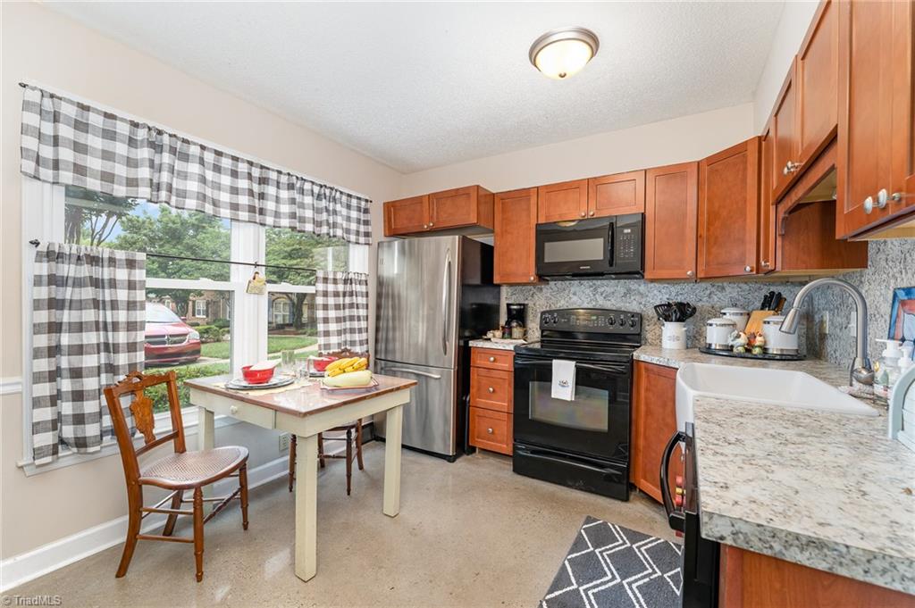 4815 Tower Road, Unit A Greensboro, NC 27410 - Photo 13 of 29 Gallery Image 13