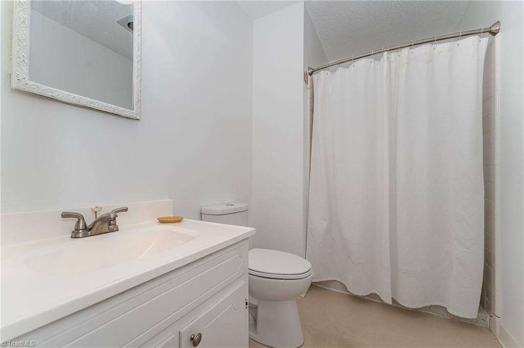 4815 Tower Road, Unit A Greensboro, NC 27410 - Photo 20 of 29 Gallery Image 20