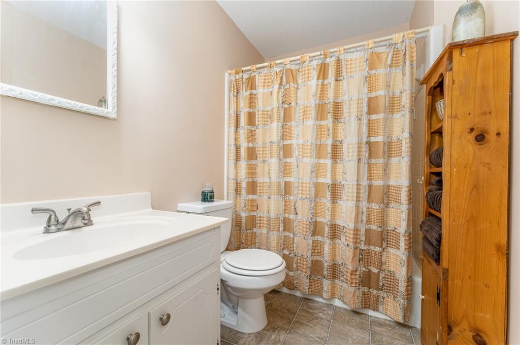 4815 Tower Road, Unit A Greensboro, NC 27410 - Photo 25 of 29 Gallery Image 25