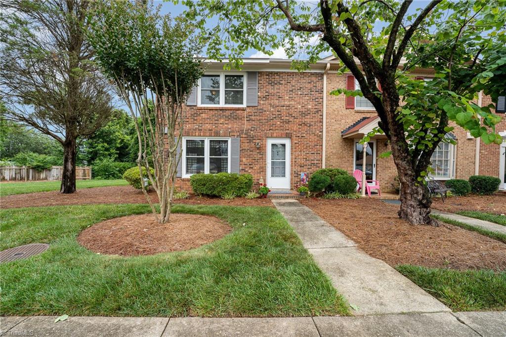 4815 Tower Road, Unit A Greensboro, NC 27410 - Photo 4 of 29 Gallery Image 4