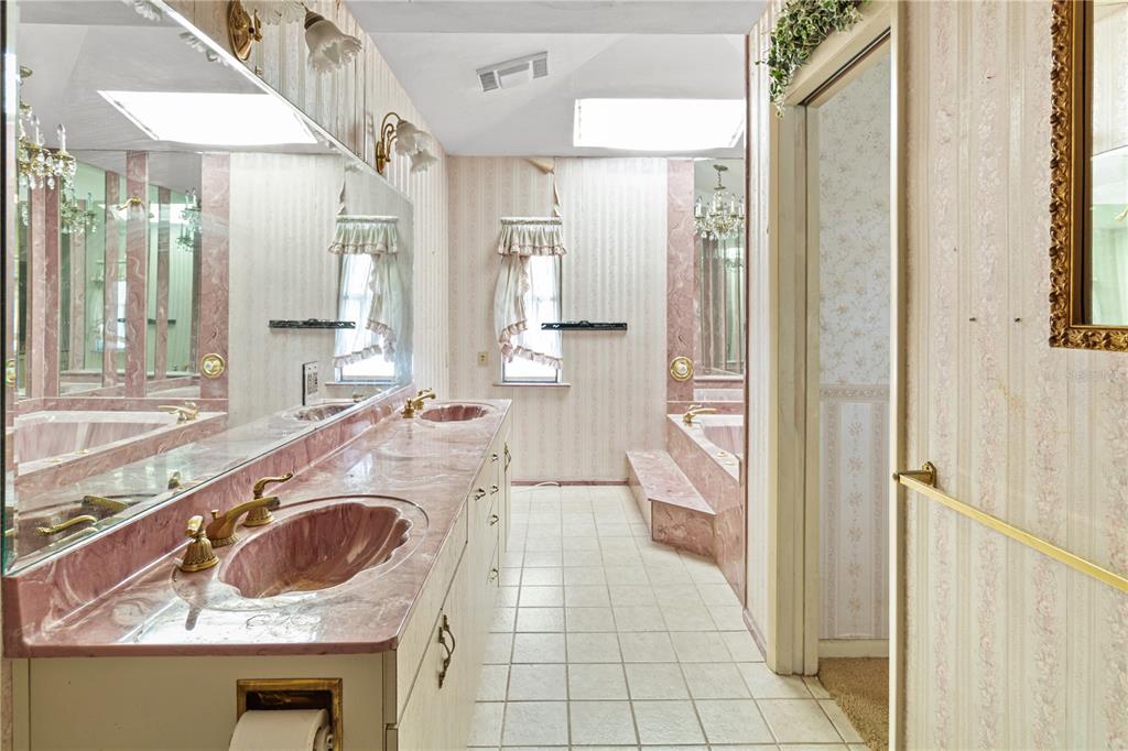5331 98th Way North St. Petersburg, FL 33708 - Photo 20 of 33