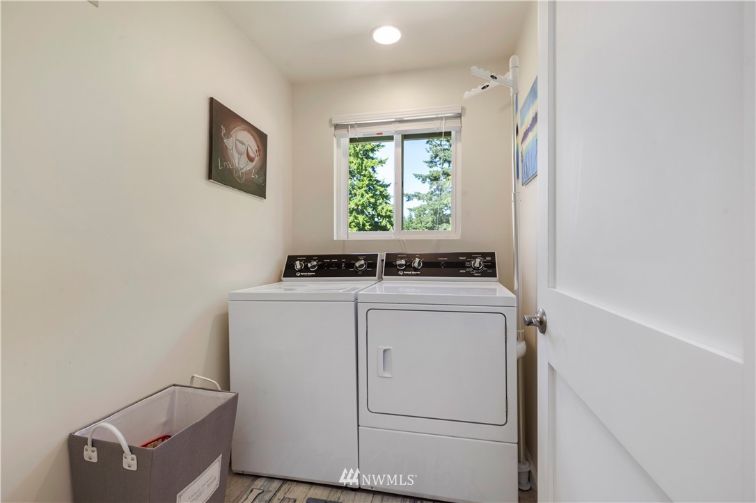 8211 210th Place Southwest Edmonds, WA 98026 - Photo 27 of 39 Gallery Image 27