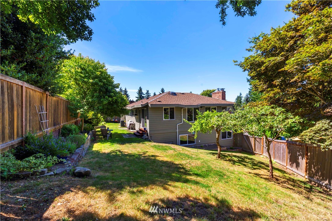 8211 210th Place Southwest Edmonds, WA 98026 - Photo 34 of 39 Gallery Image 34