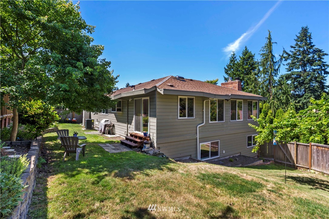 8211 210th Place Southwest Edmonds, WA 98026 - Photo 35 of 39 Gallery Image 35