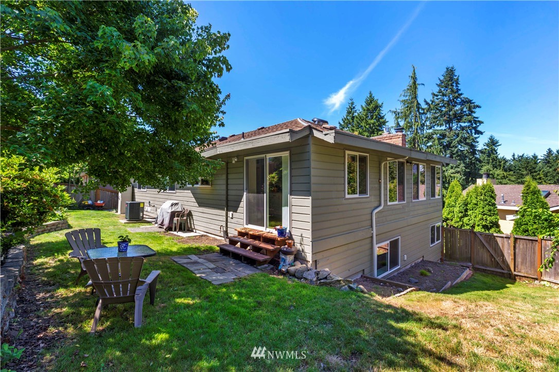 8211 210th Place Southwest Edmonds, WA 98026 - Photo 36 of 39 Gallery Image 36