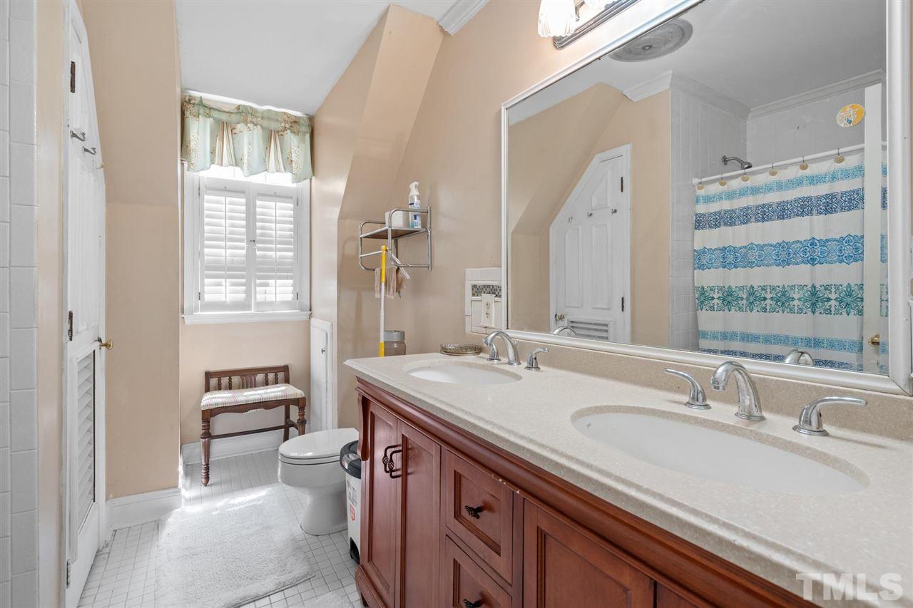 1903 Summitt Road Henderson, NC 27536 - Photo 8 of 21 Gallery Image 8