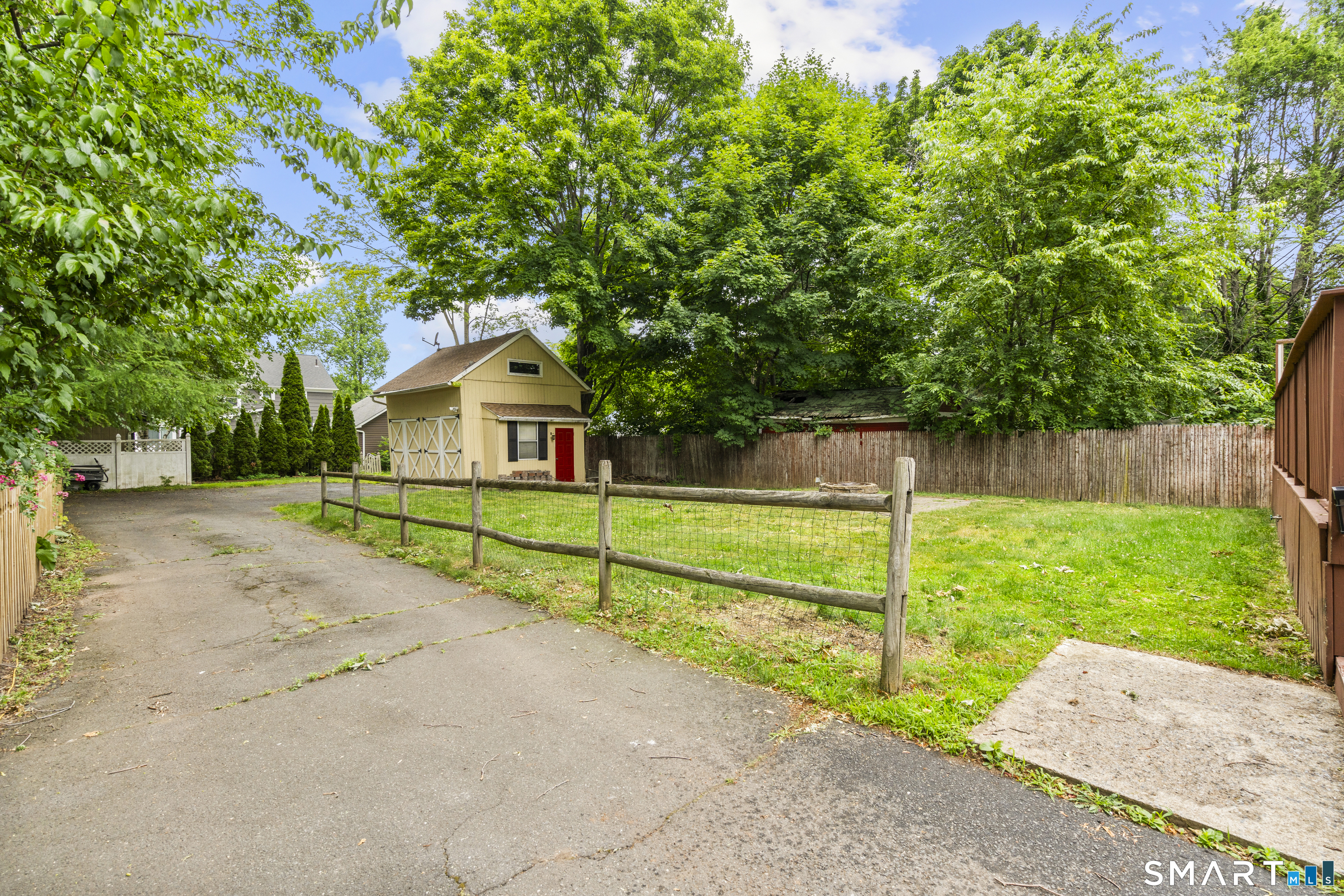 162 Newton Street Meriden, CT 06450 - Photo 27 of 34