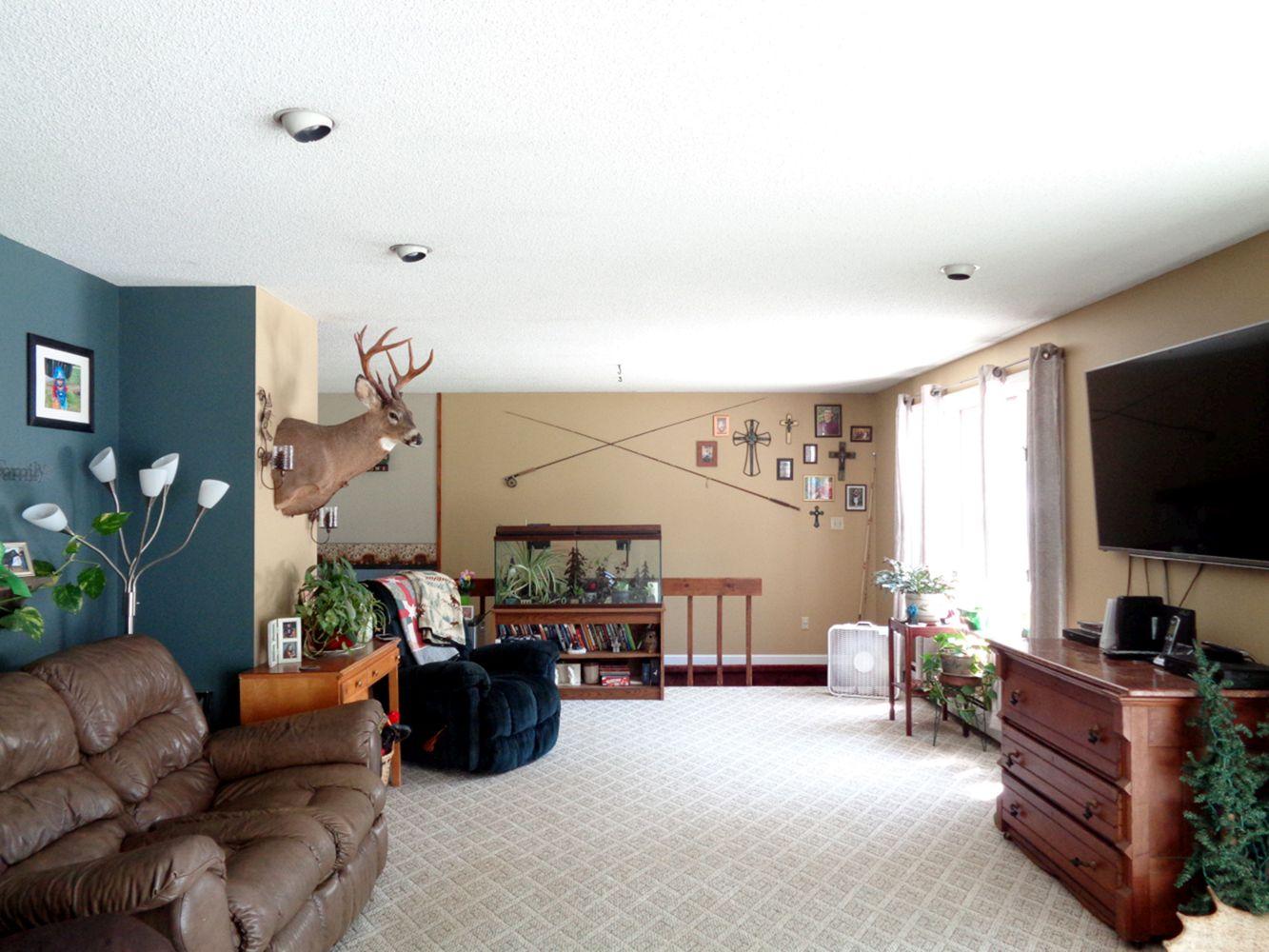 89 River Road Detroit, ME 04929 - Photo 9 of 28 DSC07076
