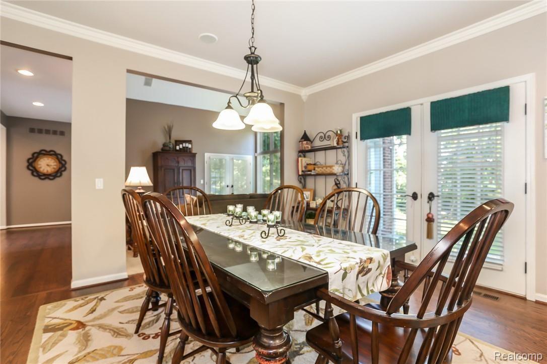 3758 Sleepy Fox Drive Rochester, MI 48309 - Photo 18 of 66 013-photo-dining-room-6255300.jpg