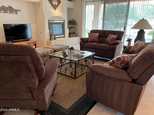 $3,250 | 9044 North Longfeather, Fountain Hills, AZ 85268
