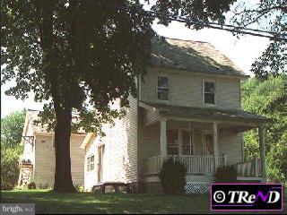 141-143 Easton Road Riegelsville, PA 18077 - Photo 1 of 1