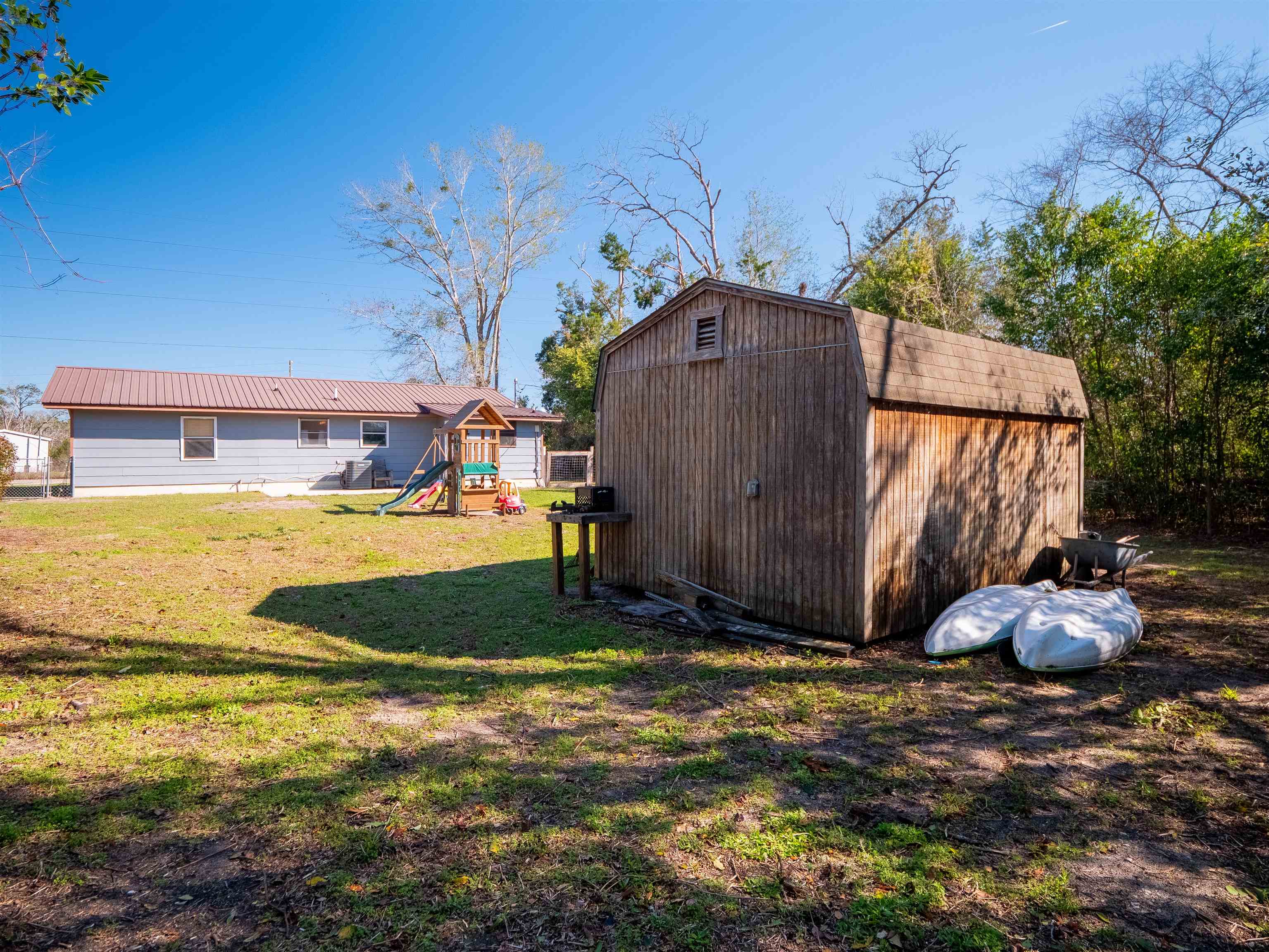 7022 Southeast Farm Road Lee, FL 32059 - Photo 8 of 38 Gallery Image 8