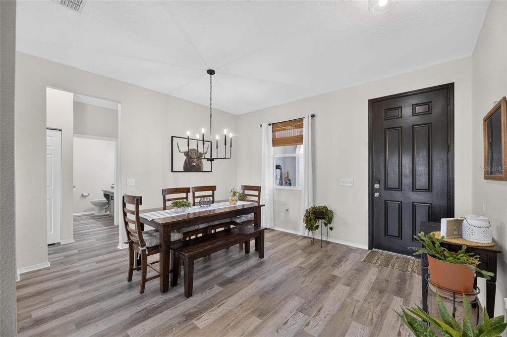 203 Star Shell Drive Apollo Beach, FL 33572 - Photo 10 of 85 Gallery Image 10
