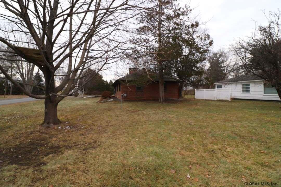 2158 Rankin Road Niskayuna, NY 12309 - Photo 46 of 54 Photo 46