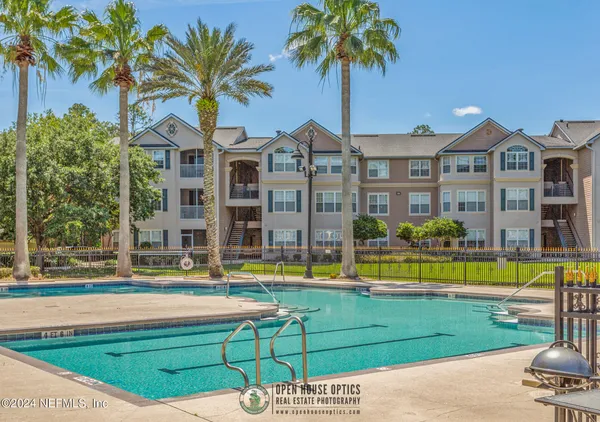 $319,000 | 13810 Sutton Park Drive North, Unit 511, Jacksonville, FL 32224