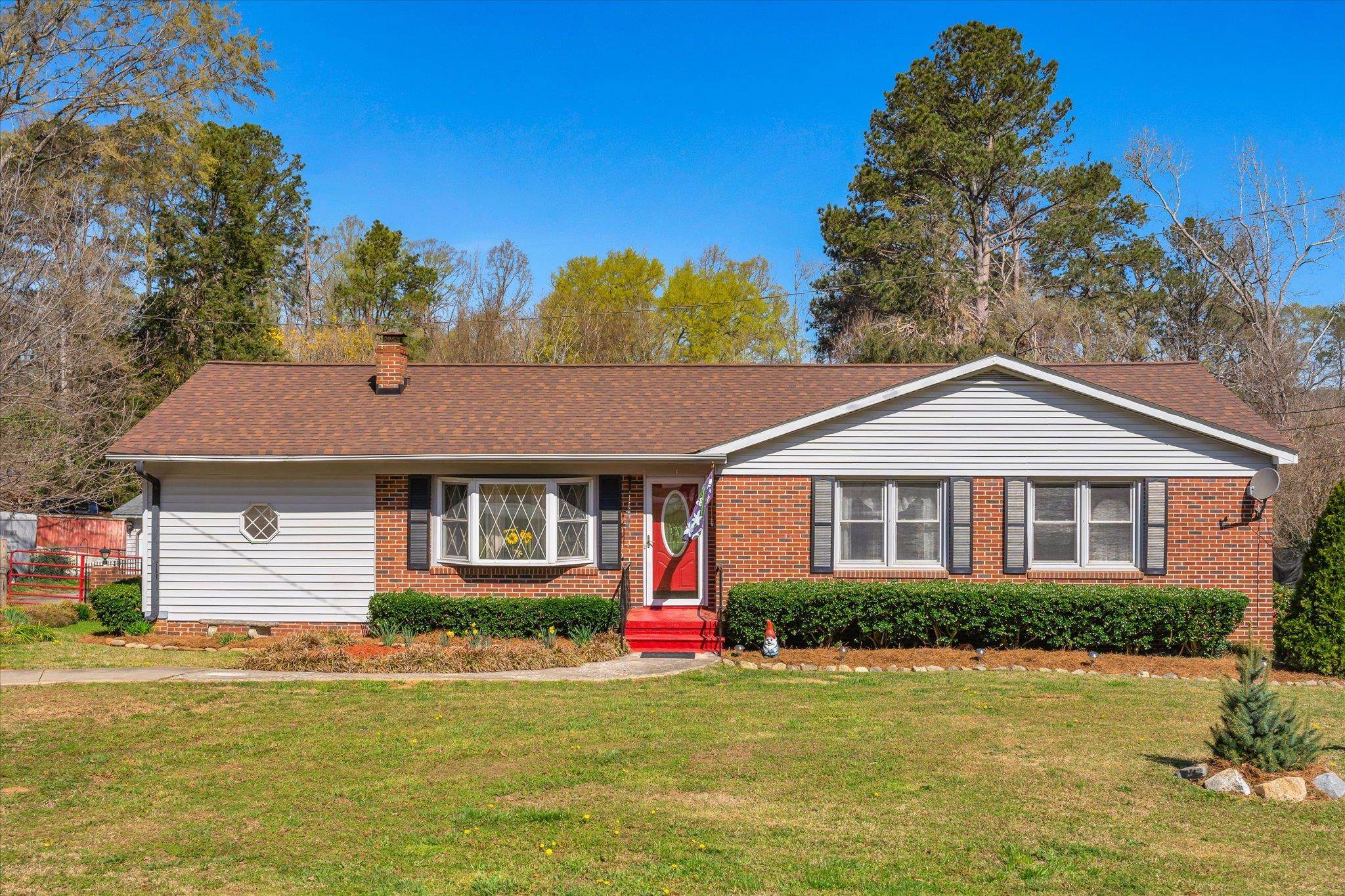 109 Pinewood Avenue Clinton, SC 29325 - Photo 32 of 33 Gallery Image 32