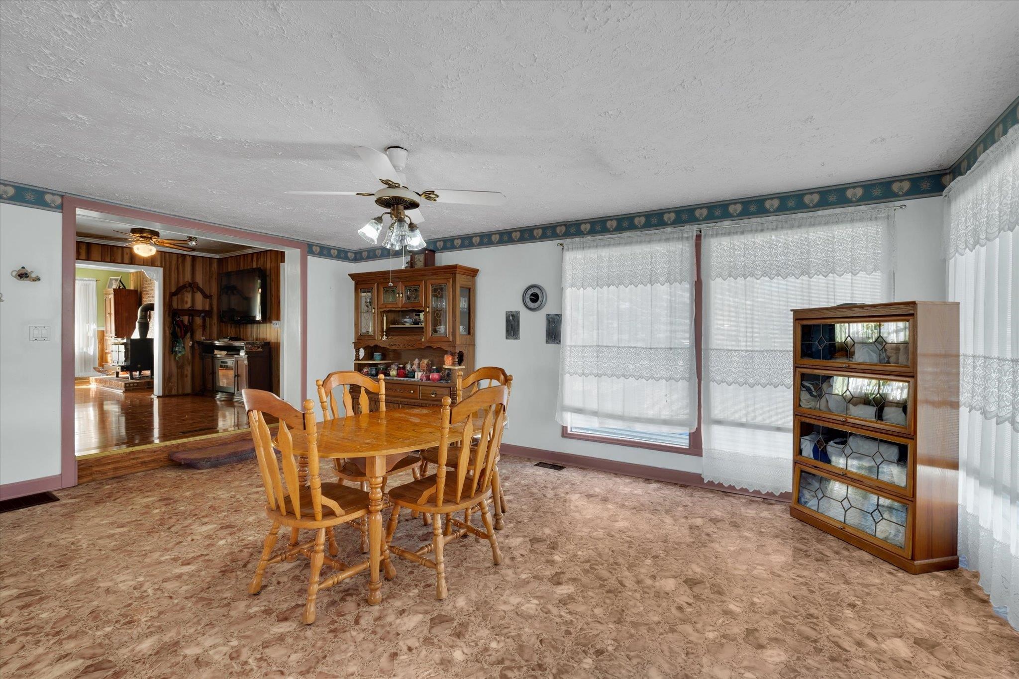 109 Pinewood Avenue Clinton, SC 29325 - Photo 10 of 33 Gallery Image 10