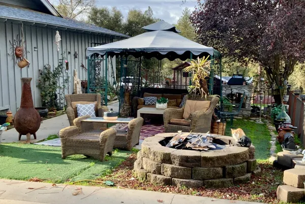 $550,000 | 48833 Rock Point Road, Oakhurst, CA 93644