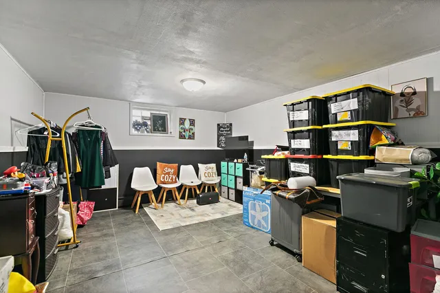 a view of a workspace with furniture