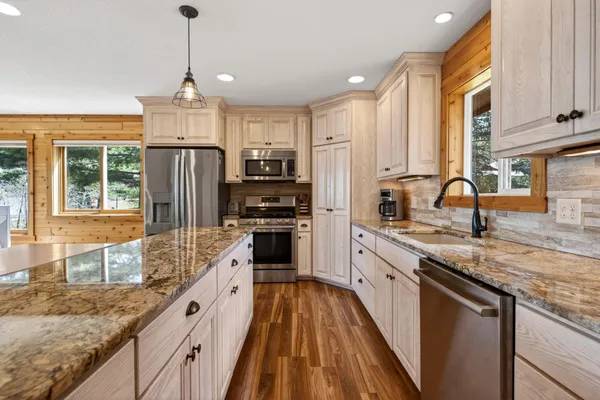 $969,000 | 7902 Stonebay Lane, Hayward, WI 54843