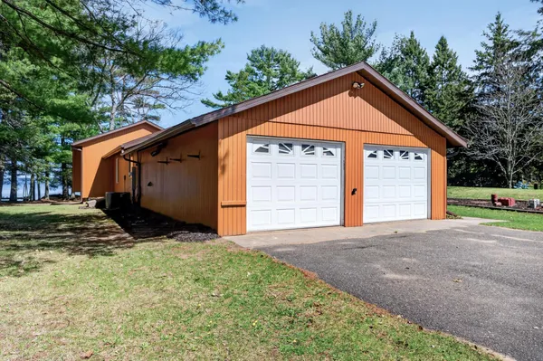 $969,000 | 7902 Stonebay Lane, Hayward, WI 54843