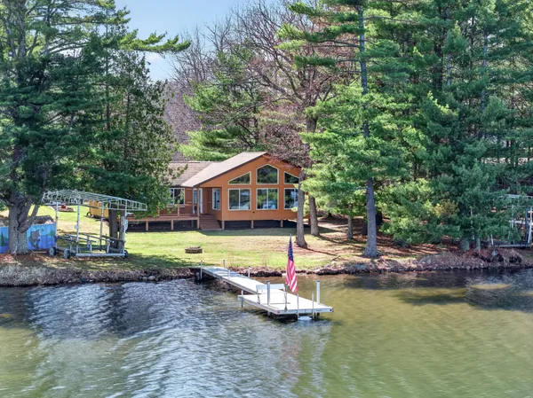 $969,000 | 7902 Stonebay Lane, Hayward, WI 54843